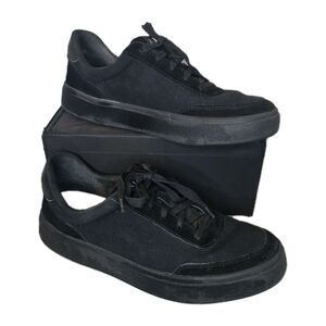 Kizik Prague 2 Hands Free Men 10 Women 11.5 Wide Black Out Casual Athletic Shoes